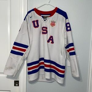 VINTAGE Patrick Kane USA Hockey Jersey